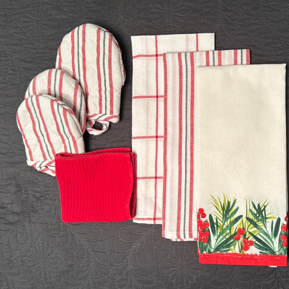6 Piece Festive Kitchen Towel, Washcloth and Mitt Set